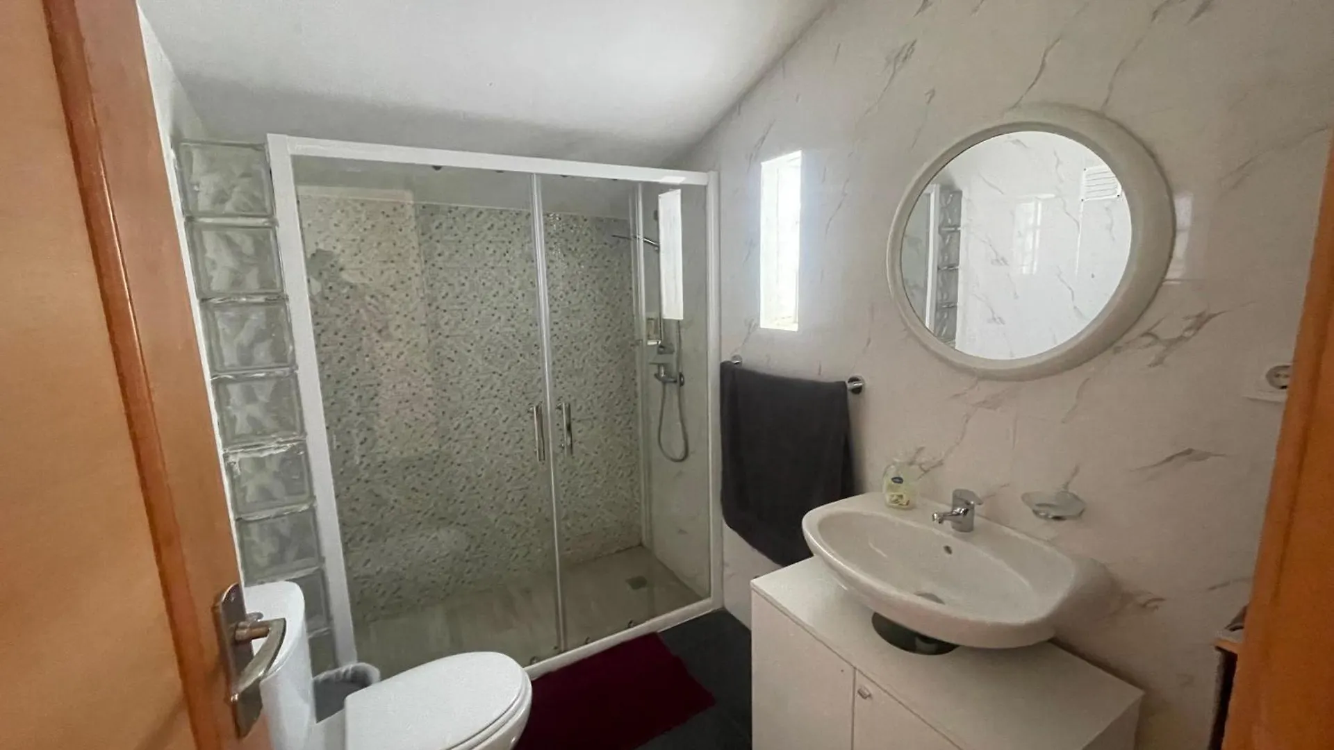 Séjour chez l'habitant Chambre 3 Residencial Eunice Praia Cap-Vert